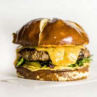 http://Fresh%20Crab%20With%20Lemon